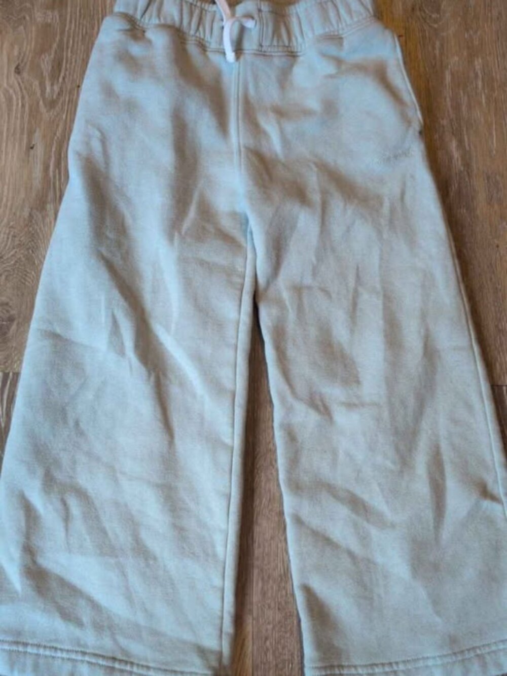 Abercrombie Wide-Leg Sweatpants 7/8 short girls